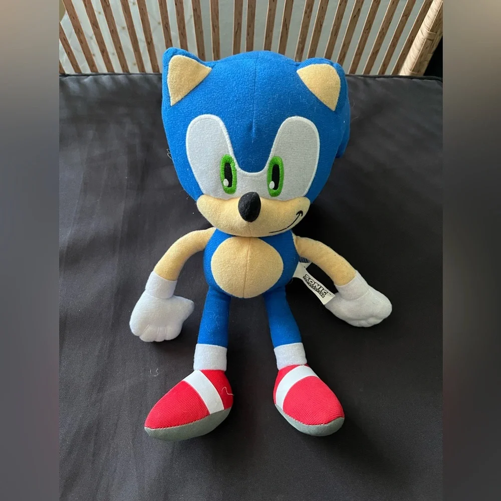 Sonic the Hedgehog Plush Toy - Blue‎ and Red